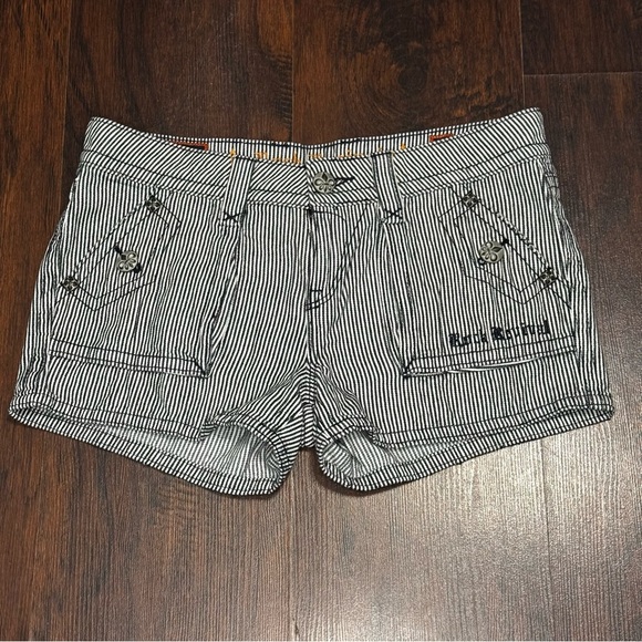 Rock Revival Black and White Striped Women Shorts Detailed buttons size 26 - Picture 1 of 16